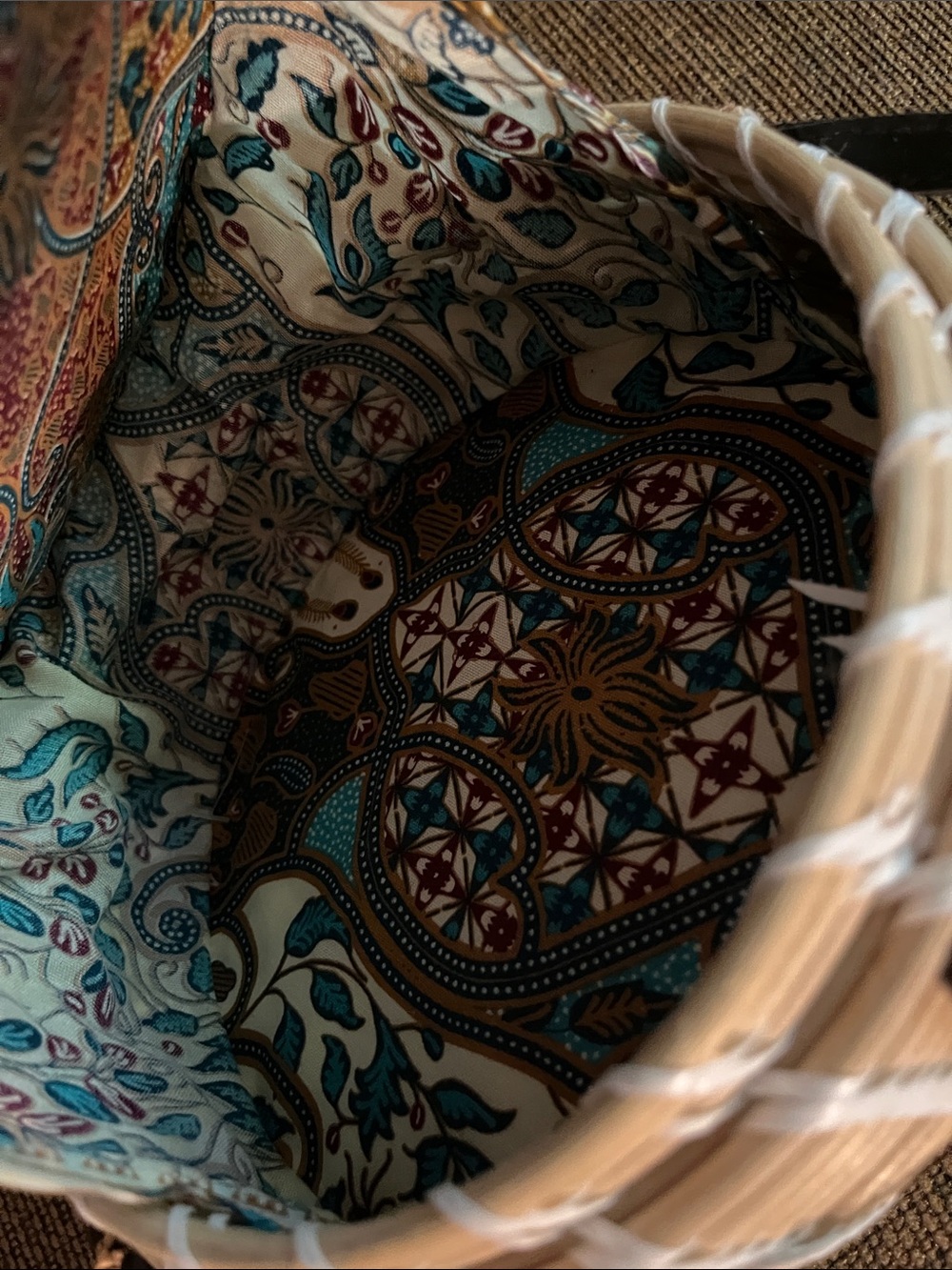 Round Woven Crossbody Bag in Natural - Picture 2 of 2